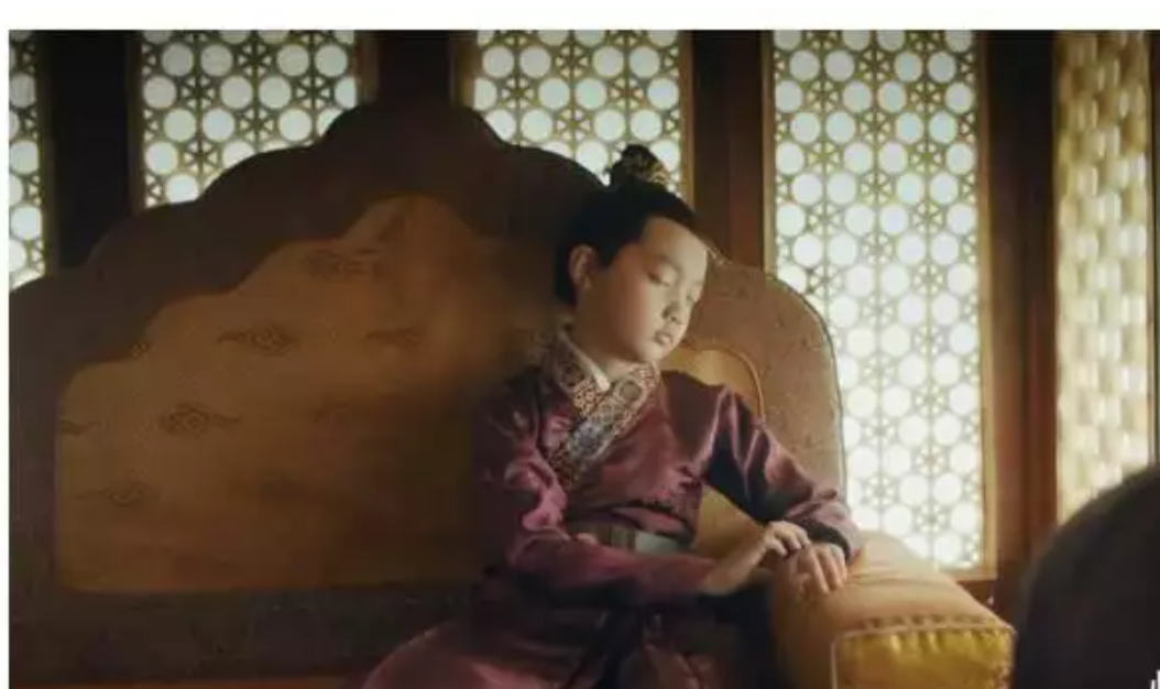 山河月明：朱雄英得痘症而死，却改变了3人的结局，朱允炆捡漏